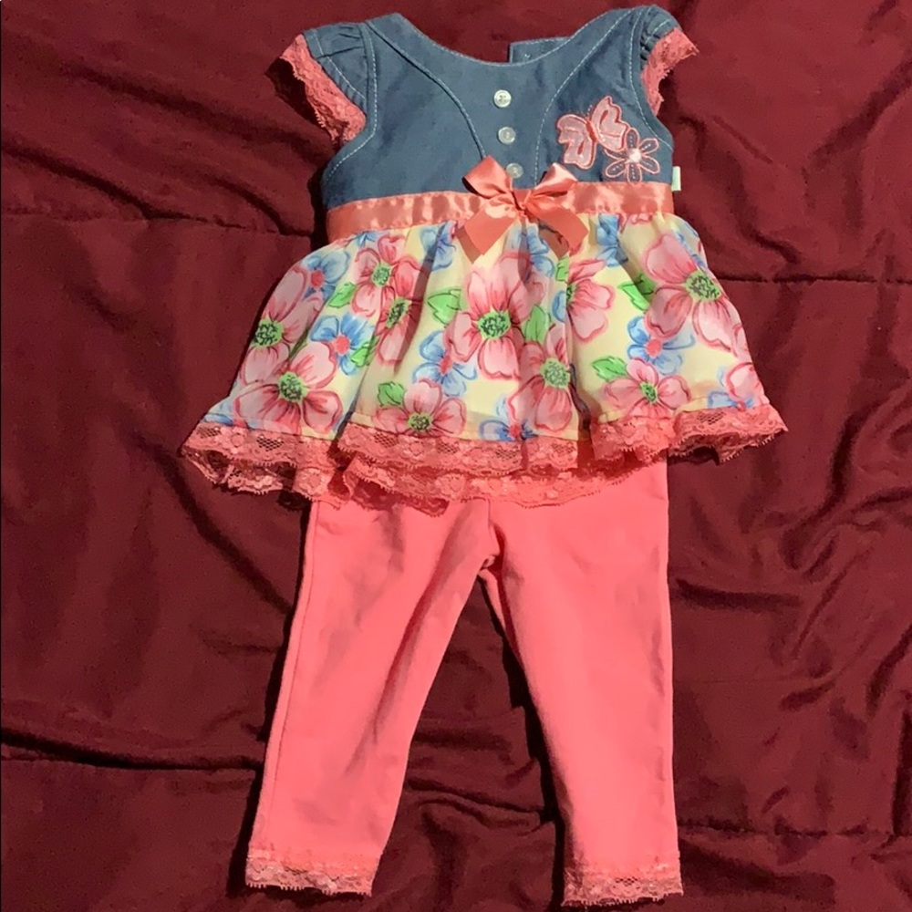 Baby clothes